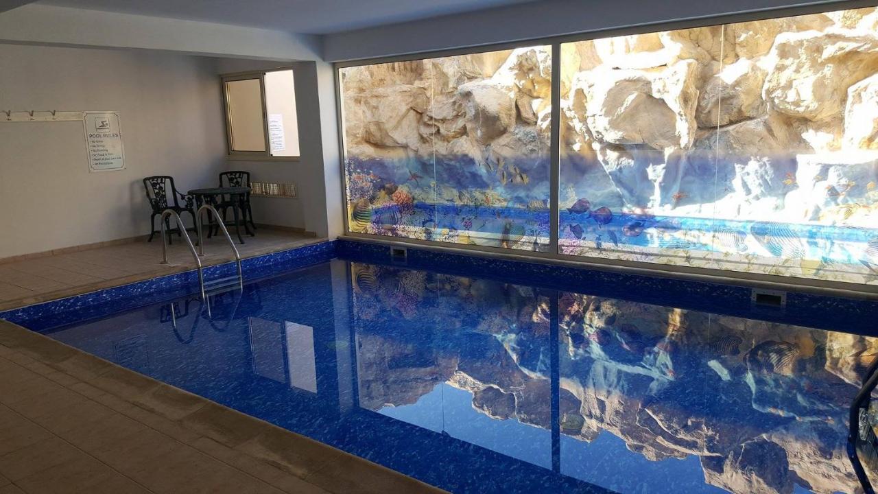 Stunning Apartment C106 With Balcony Looking Over Pool Peyia Exterior photo